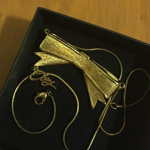 NEW Obey "Stay Classic" gold bow bar necklace - Picture 4 of 4